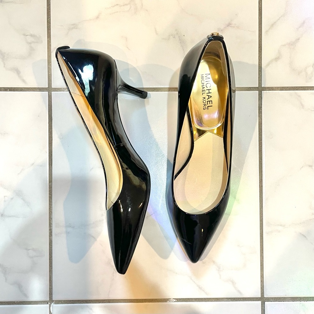 Michael Kors Kitten Heels Size 10M